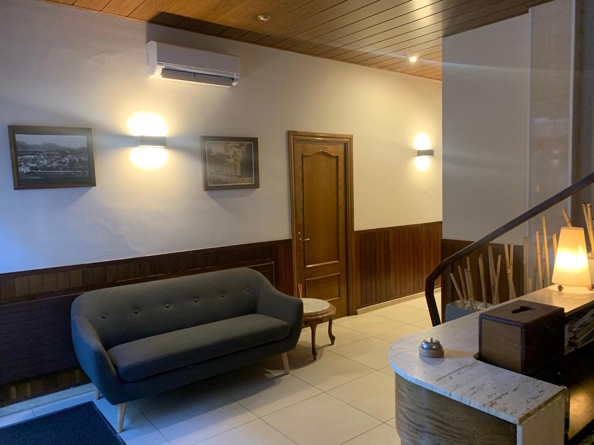 Hostal Tarrés Anglés Exterior foto